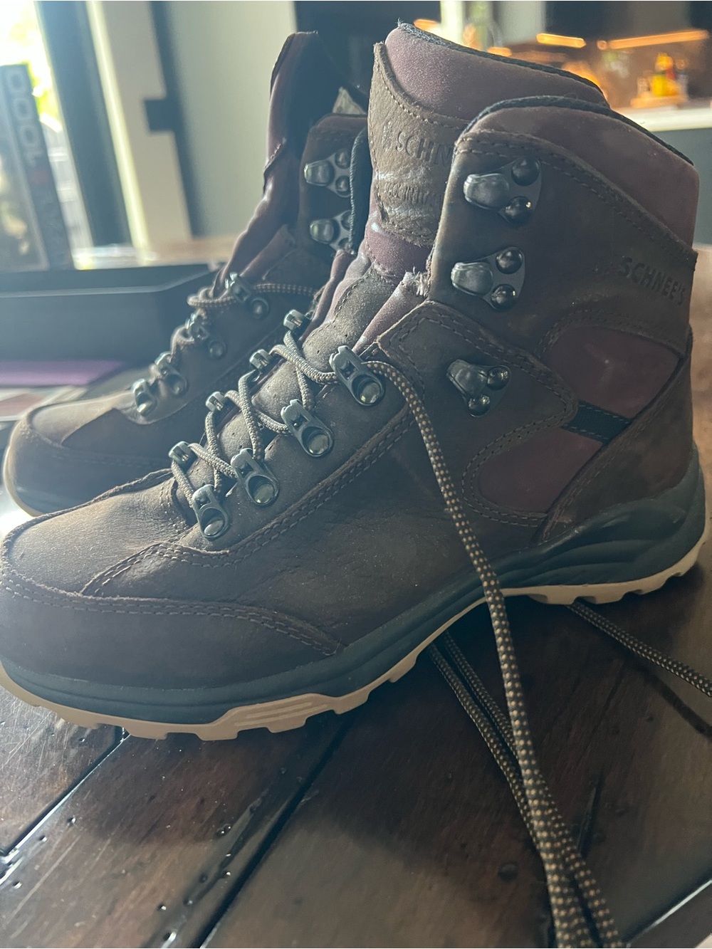 Women’s Brown Leather Hiking Boots - Sturdy Trail Footwear 6.5